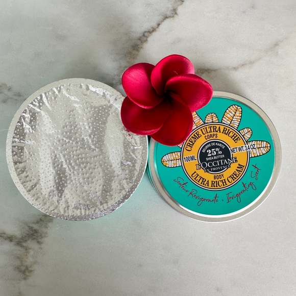 Limited Edition Body cream - Picture 2 of 2